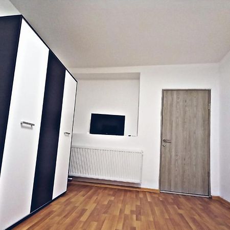 Camere in regim hotelier Braşov Buitenkant foto