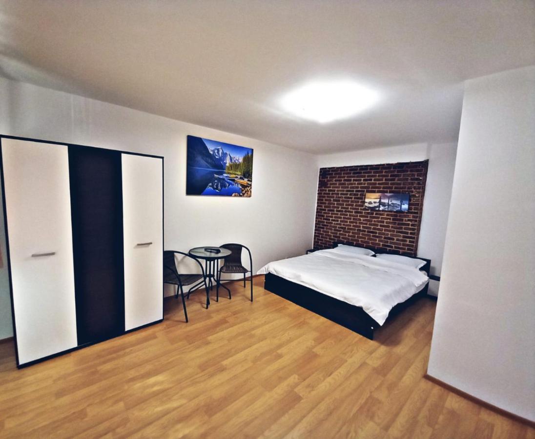 Camere in regim hotelier Braşov Buitenkant foto