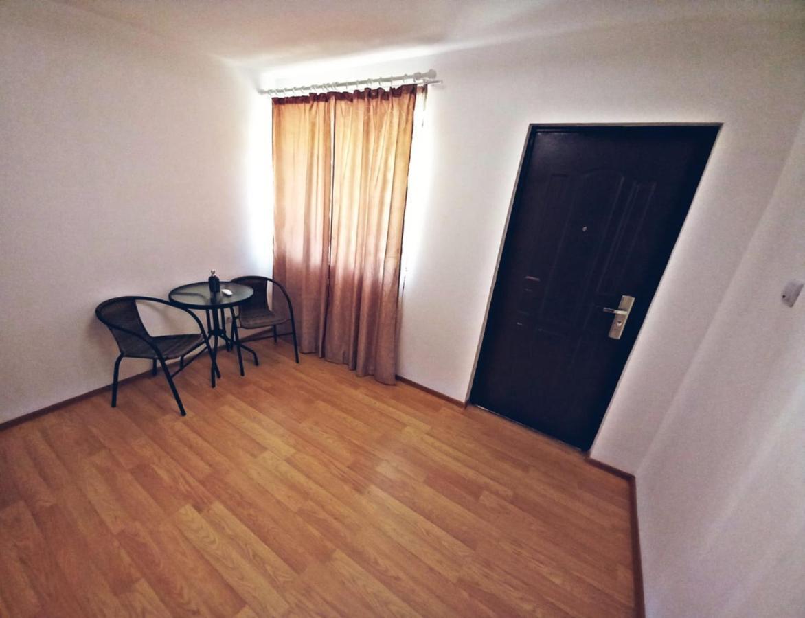 Camere in regim hotelier Braşov Buitenkant foto