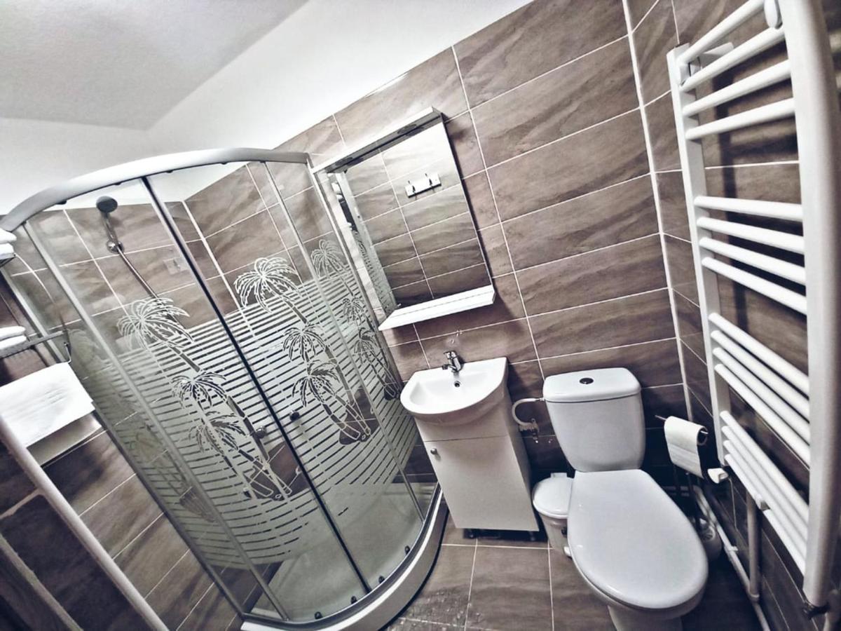 Camere in regim hotelier Braşov Buitenkant foto