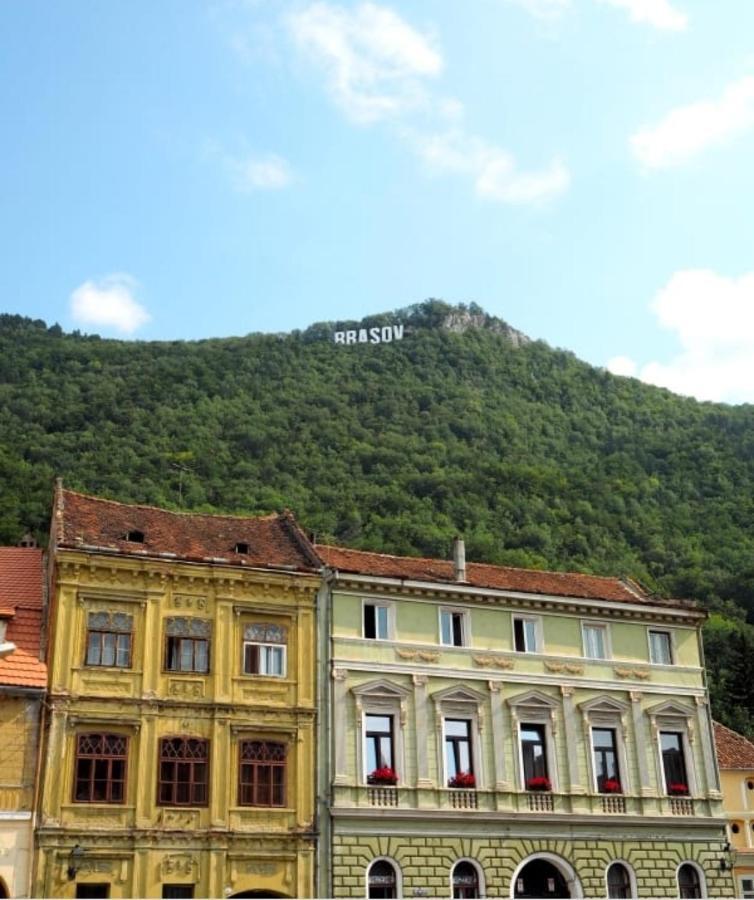 Camere in regim hotelier Braşov Buitenkant foto